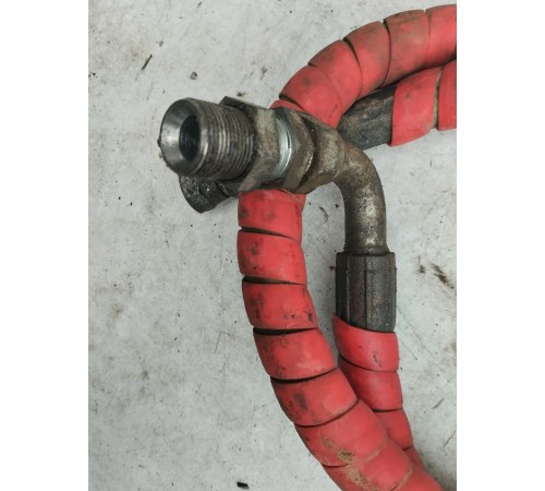 Трубка системы гидравлики