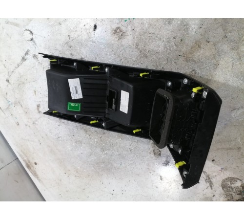 Накладка центральной консоли 