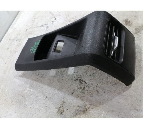 Накладка центральной консоли 