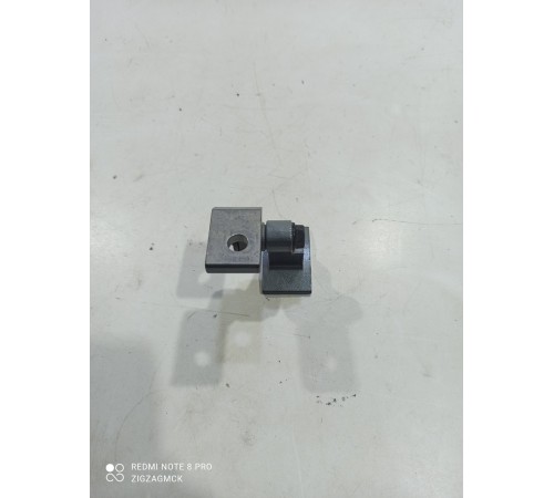 Петля двери передняя правая верхняя