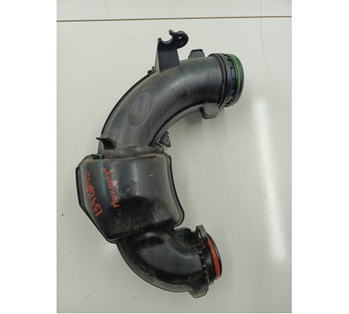 Патрубок воздушного фильтра