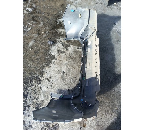 Бампер задний в сборе