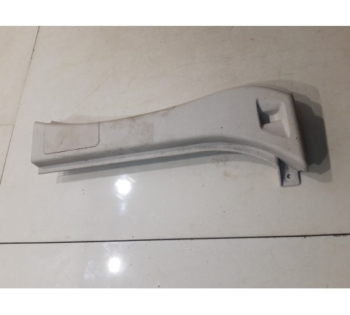 Обшивка багажника (задняя, левая)