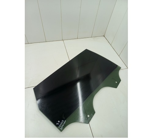 Стекло двери заднее правое