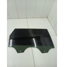 Стекло двери заднее правое