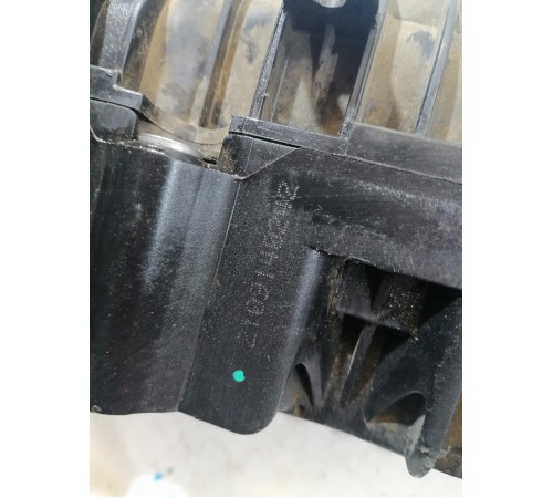 Впускной коллектор