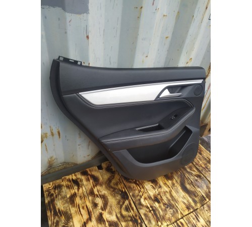 Обшивка двери задняя левая