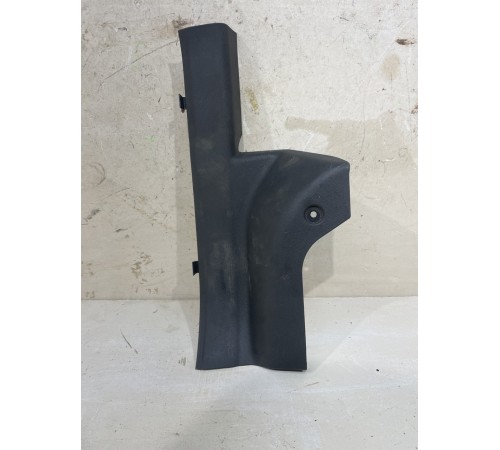 Накладка порога внутренняя задняя левая