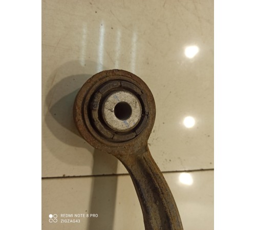 Рычаг подвески(передний правый)