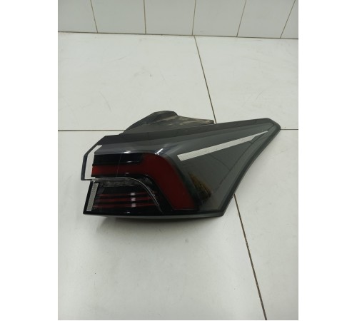 Фонарь задний правый внешний