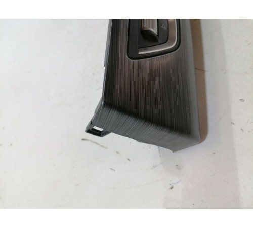 Блок кнопок корректора фар