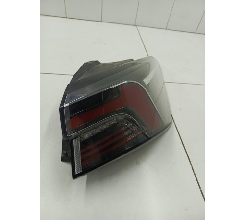 Фонарь задний правый внешний