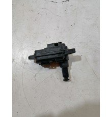 Актуатор лючка бензобака