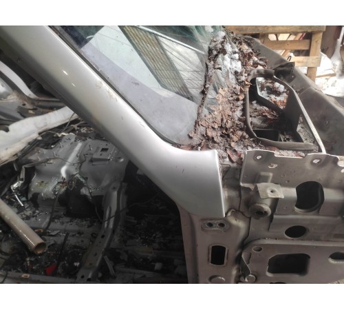 Стойка лобового стекла (правая)