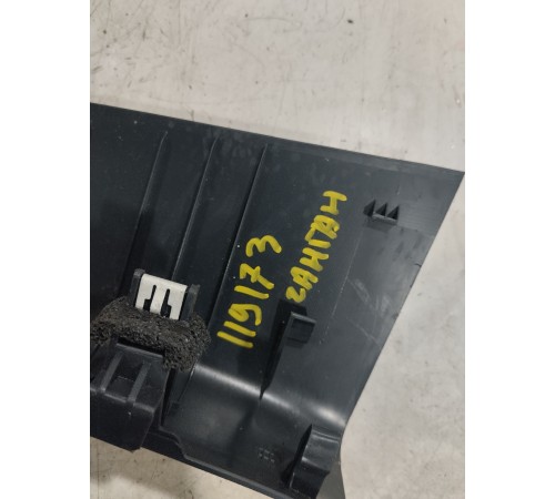 Накладка порога передняя левая