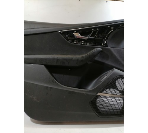 Обшивка двери передняя левая