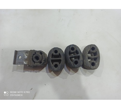 Комплект креплений(подушек) глушителя 4шт.