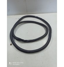 Уплотнитель двери(задний левый)