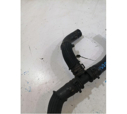 Патрубок системы охлаждения