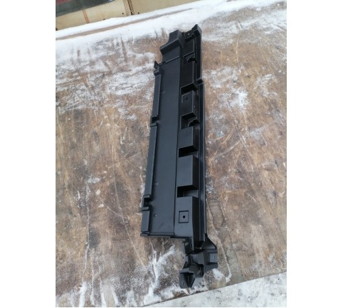 Обшивка пола багажника правая