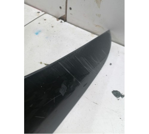 Накладка крышки багажника со стоп сигналом