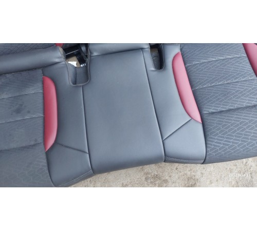 Задний ряд сидений