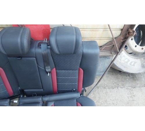 Задний ряд сидений