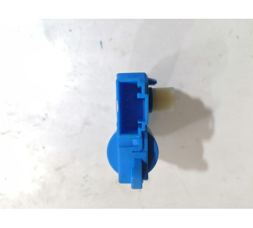 Моторчик заслонки отопителя