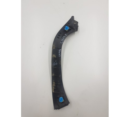 Накладка слива багажника правая