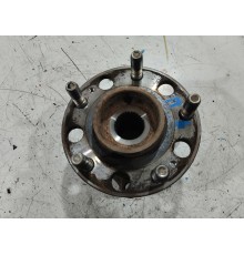 Ступица передняя левая