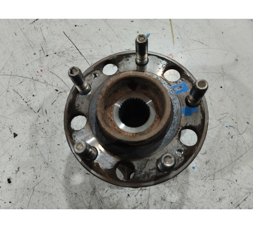 Ступица передняя левая