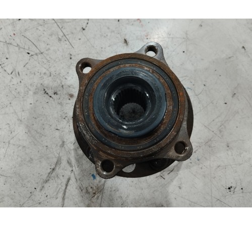 Ступица передняя левая