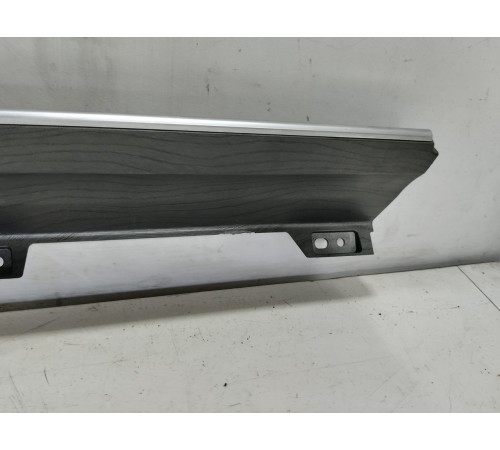 Накладка торпедо декоративная