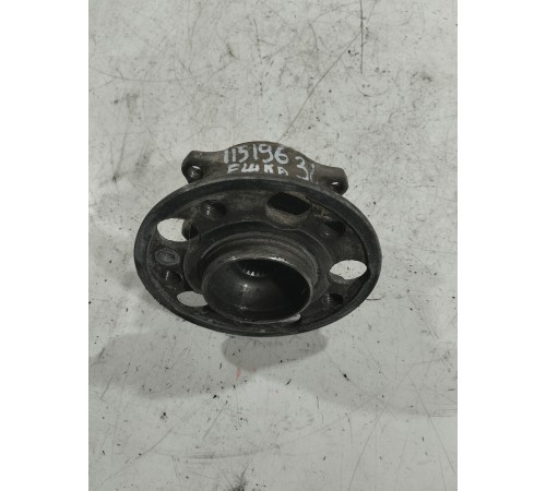 Ступица задняя левая