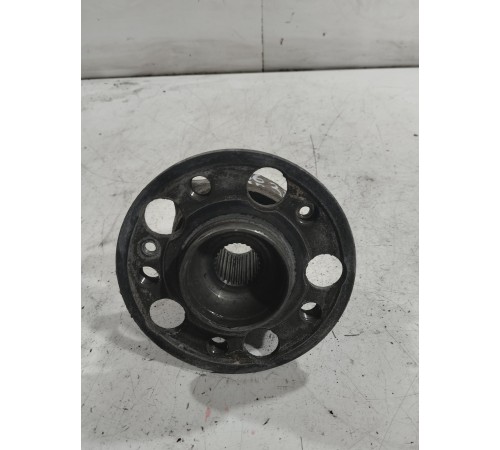 Ступица задняя левая