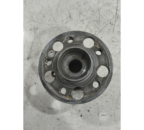 Ступица задняя левая