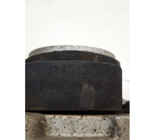 Опорник переднего амортизатора