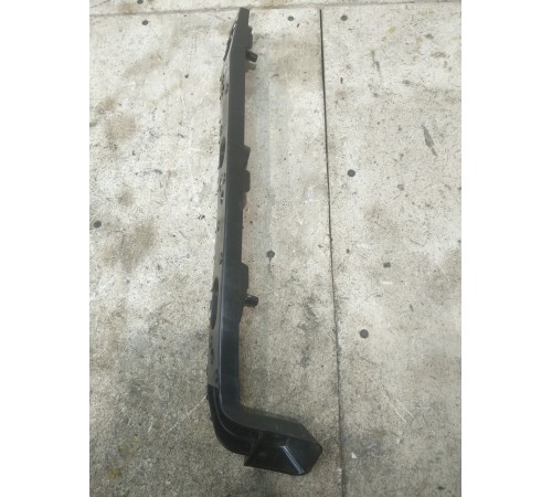 Кронштейн заднего бампера Правый