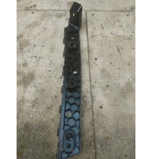 Кронштейн заднего бампера Правый