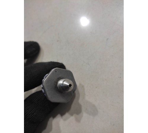 Датчик давления топлива