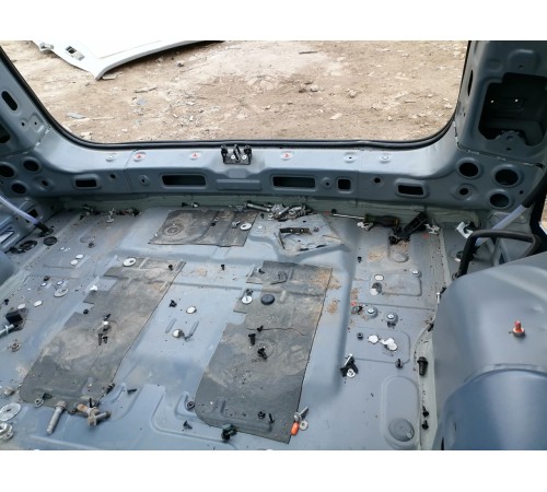 Панель задняя,юбка