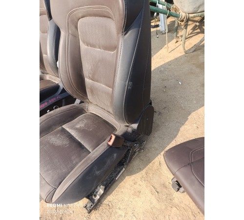 Сиденье переднее правое