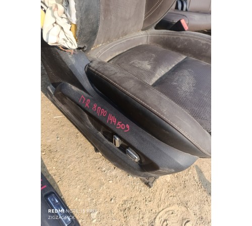 Сиденье переднее правое