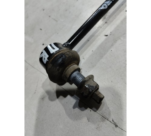 Стойка стабилизатора передняя