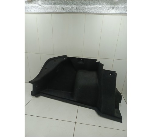 Обшивка багажника левая