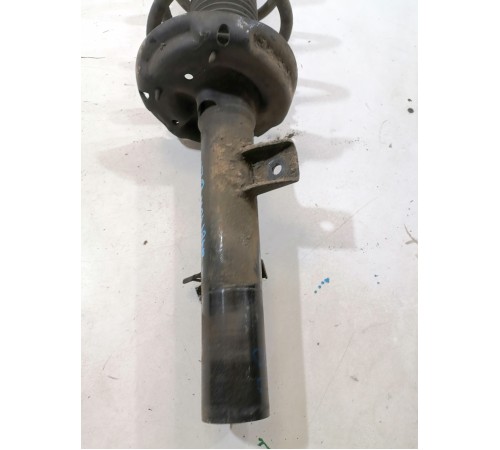 Амортизатор подвески передний левый в сборе