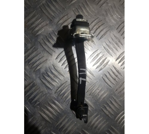 Ограничитель двери перед. лев.