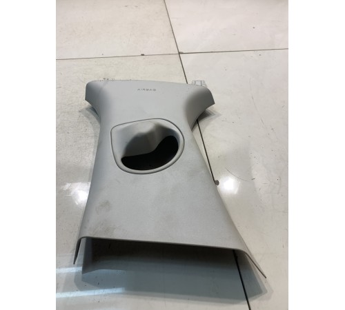 Обшивка стойки (верхняя, левая)