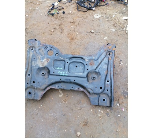 Балка (подрамник) передний