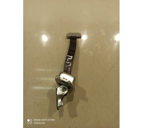 Ограничитель двери (передний, правый)